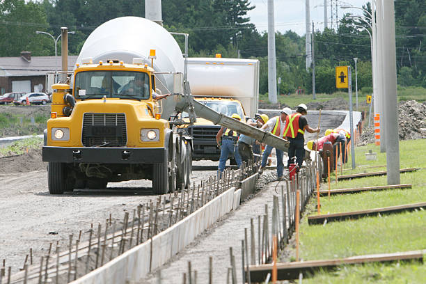 Best Concrete Driveway Installation  in Fort Mckinley, OH